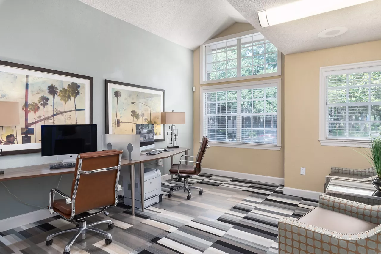 Bay Club Business Center