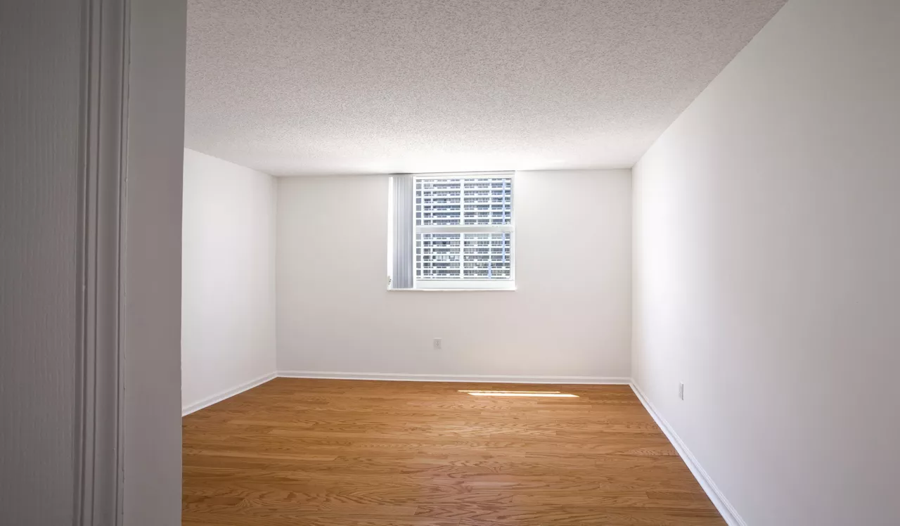 Bay Parc - Miami, FL - Bedroom