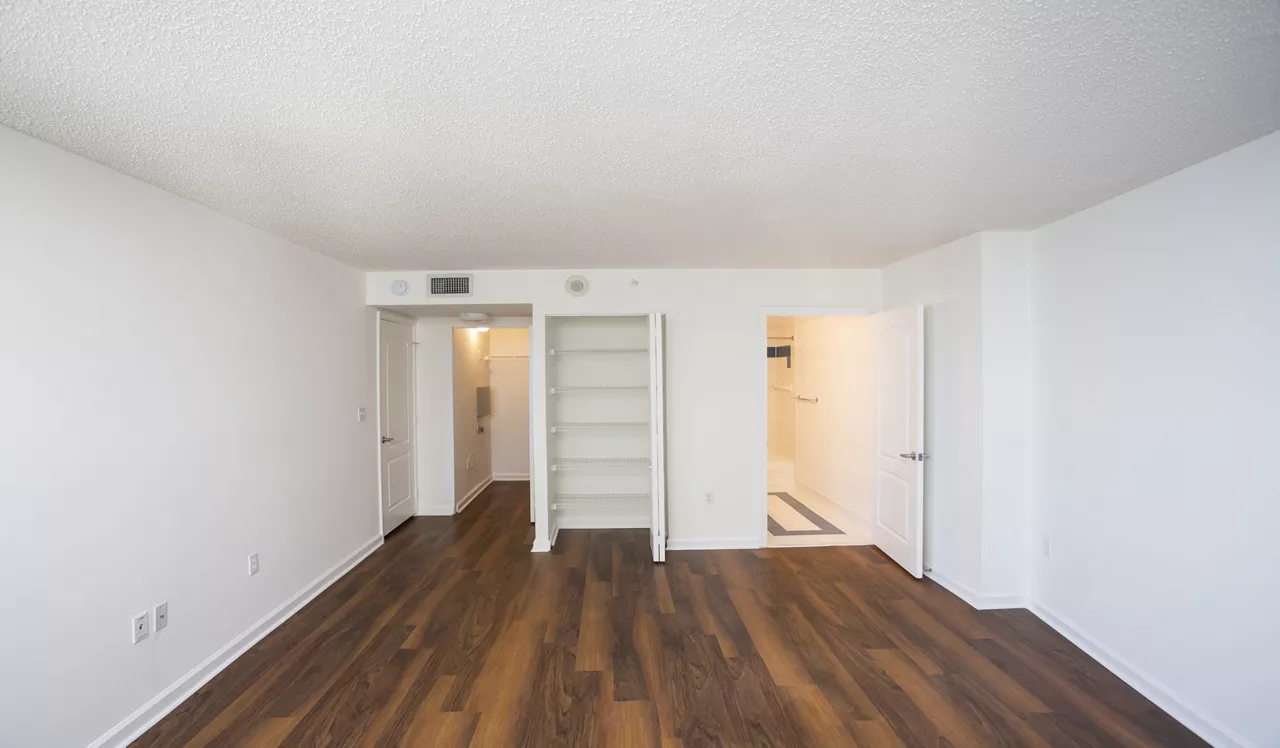 Bay Parc - Miami, FL - Bedroom