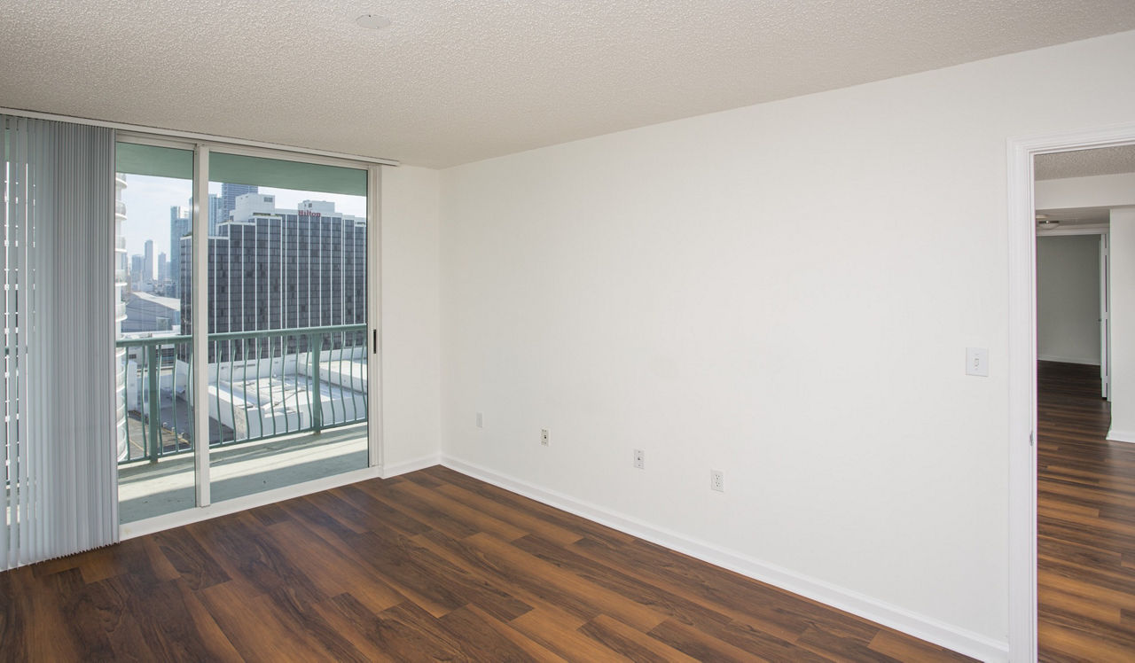 Bay Parc - Miami, FL - Bedroom