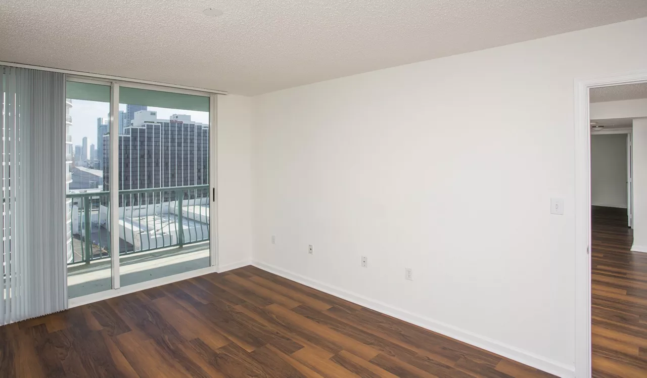 Bay Parc - Miami, FL - Bedroom