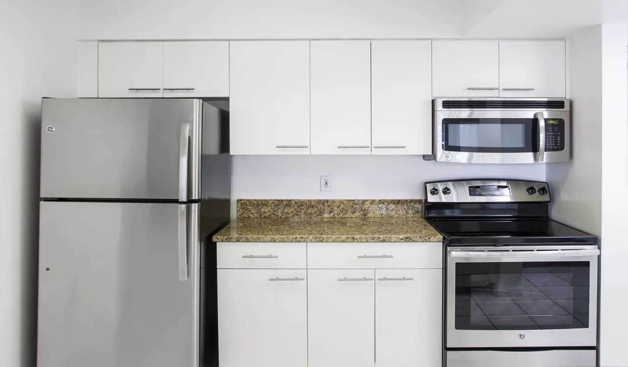 Bay Parc - Miami, FL - Kitchen