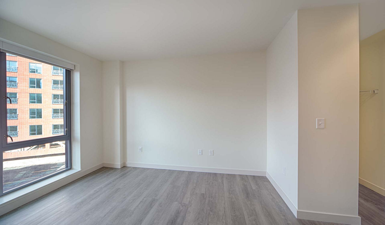 One Canal Apartments - Boston, MA - bedroom