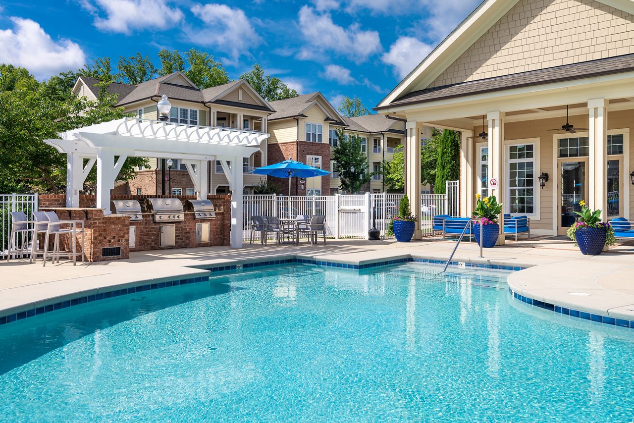 Crestview at Apex - Apex, NC - Pool