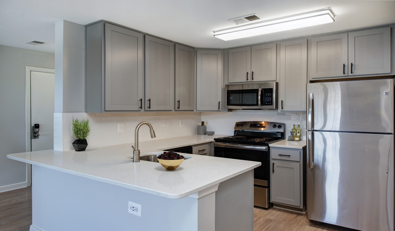 Bent Tree Apartments - Centreville, VA - Kitchen 