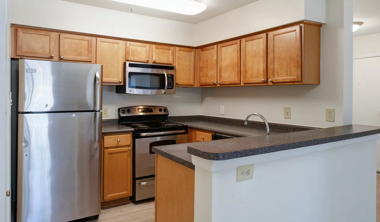 Bent Tree Apartments - Centreville, VA - Kitchen