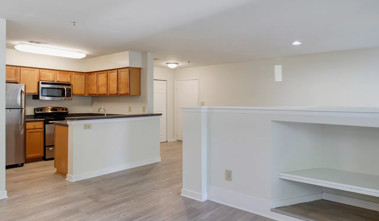 Bent Tree Apartments - Centreville, VA - living
