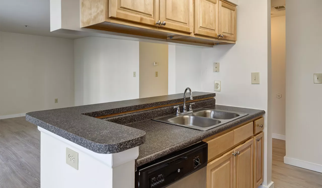 Bent Tree Apartments - Centreville, VA - Kitchen