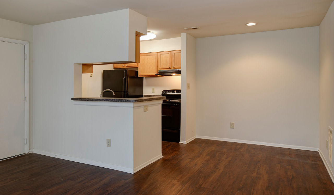 Bent Tree Apartments - Centreville, VA - Dining Room