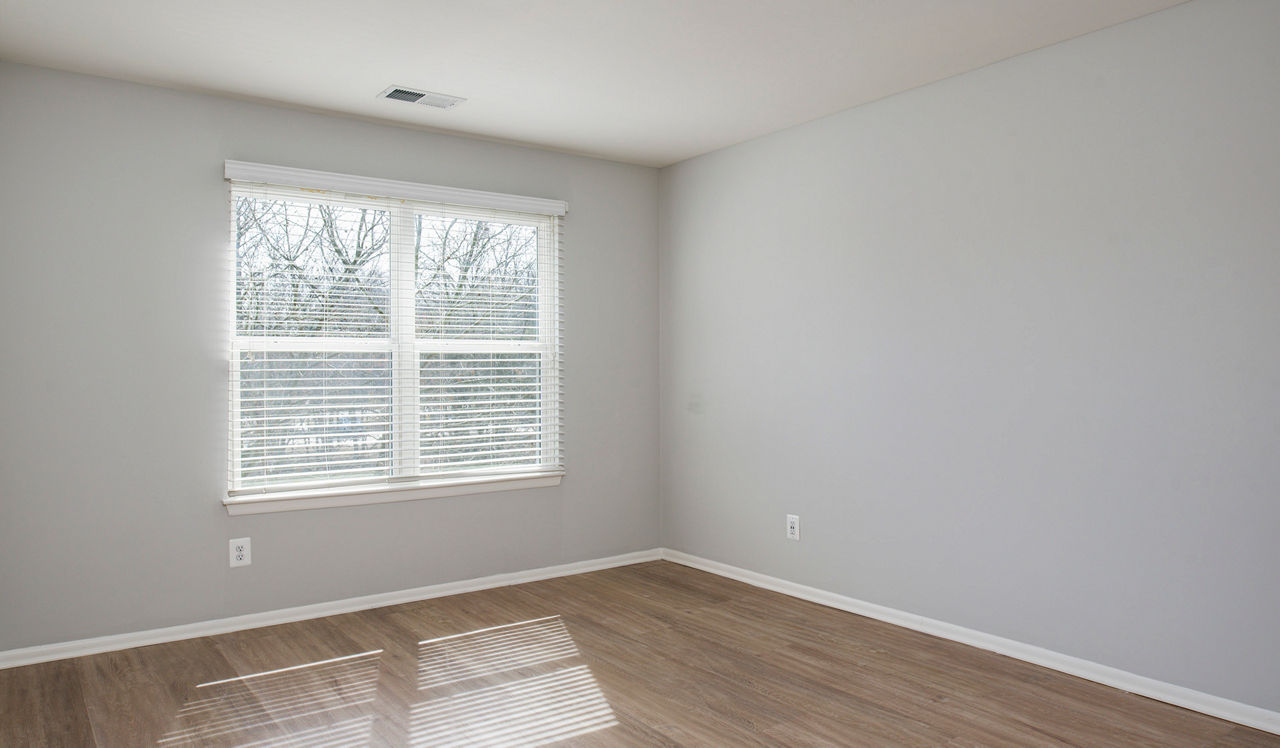 Bent Tree Apts - Centreville - Bedroom