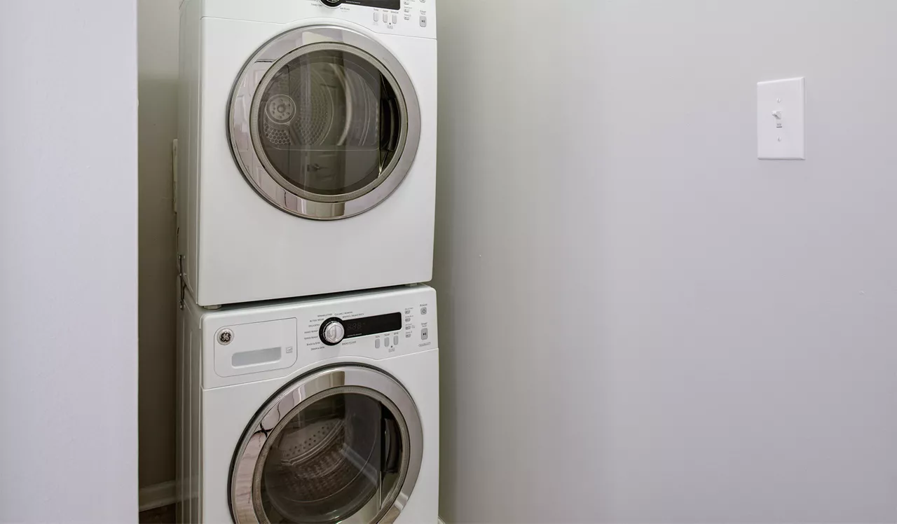 Bent Tree Apts - Centreville, VA - Laundry