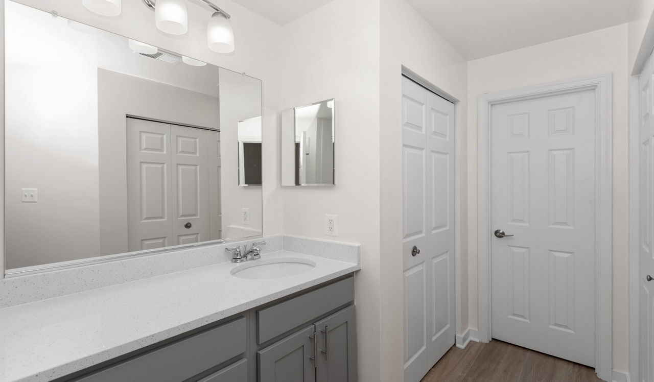 Bent Tree Apartments - Centreville, VA - Bathroom