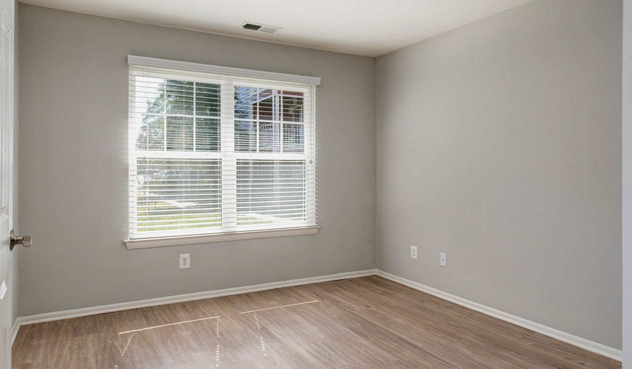 Bent Tree Apts - Centreville - Bedroom