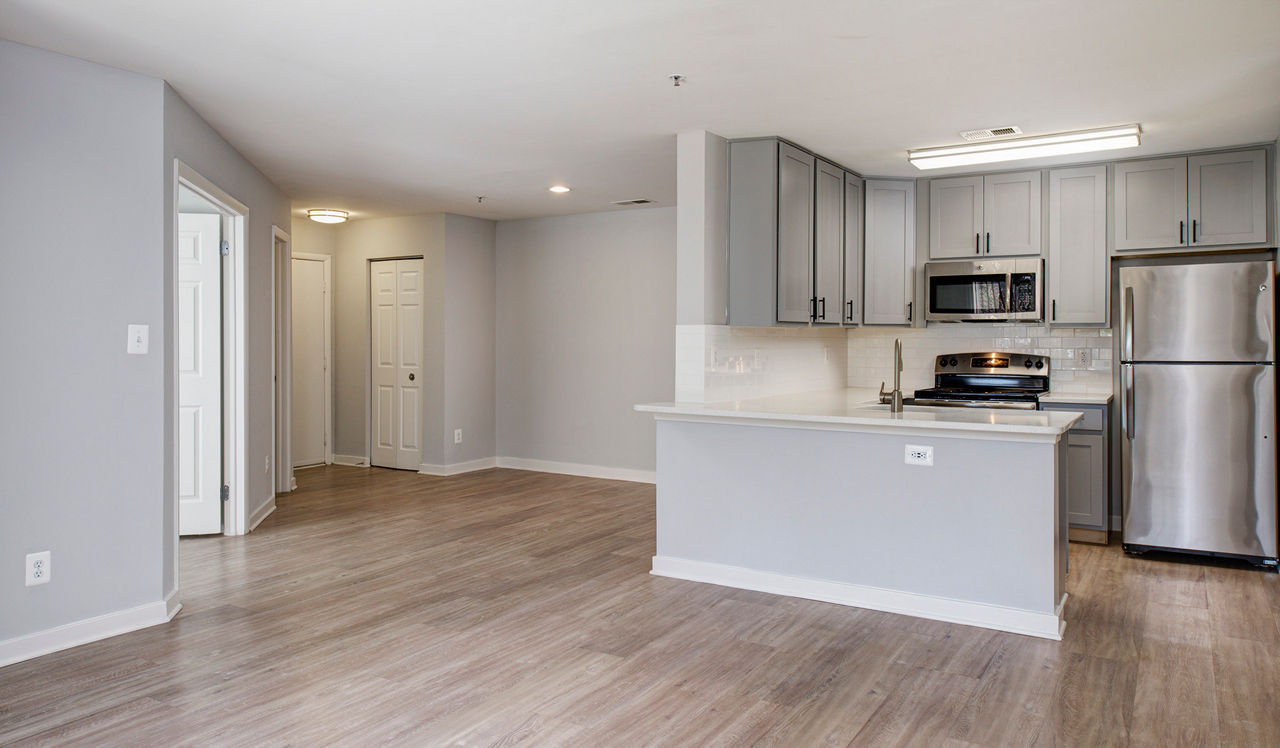 Bent Tree Apts - Centreville - Living Area