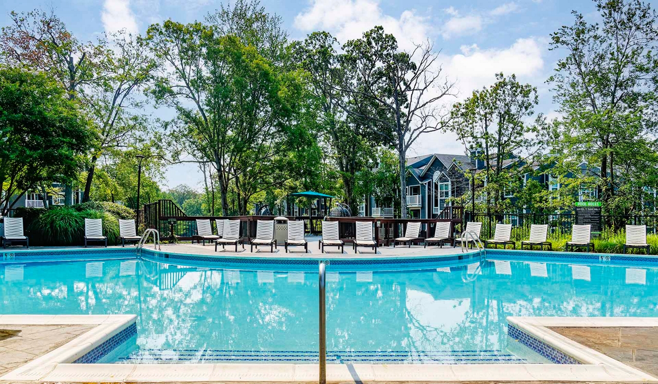 Bent Tree Apartments - Centreville, VA - Pool