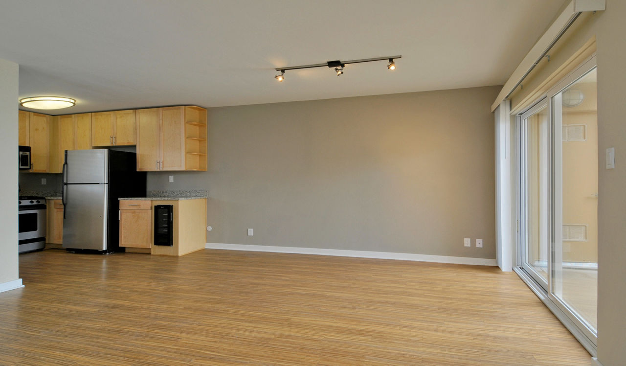 The Bluffs at Pacifica - Pacifica, CA - Living Area