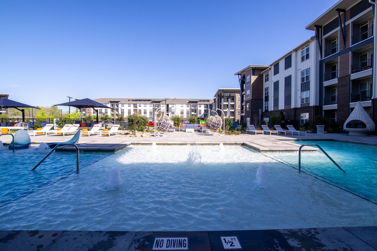 Brea Wendell Falls - Pool