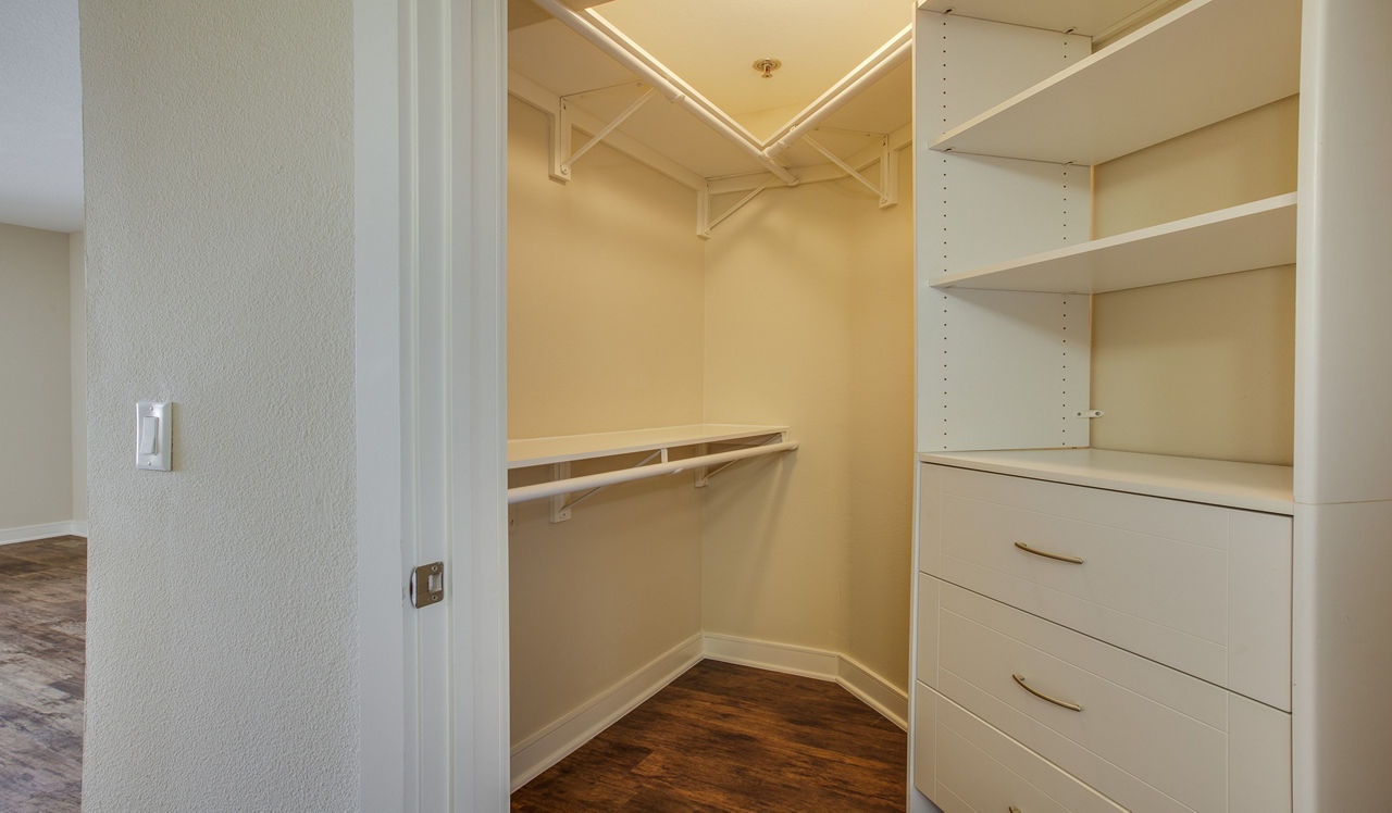 Broadcast Center - Los Angeles, CA - Closet