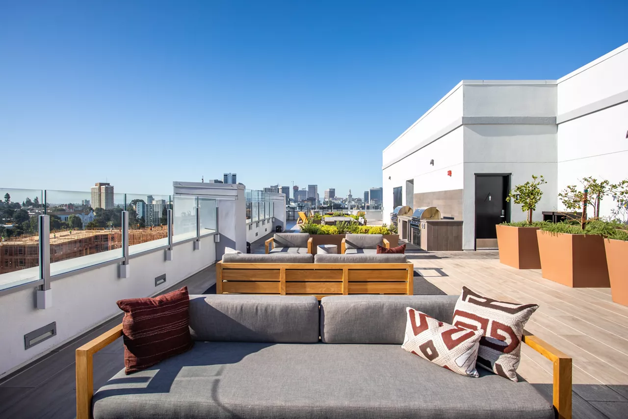 The Broadway - Oakland, CA - Rooftop Lounge
