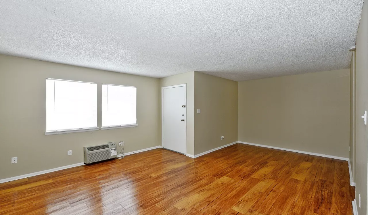 Creekside - Denver, CO - Living Space