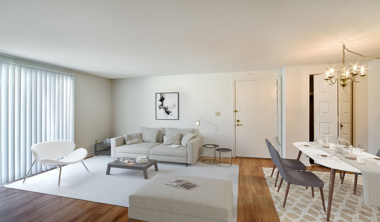 Royal Crest North Andover - North Andover, NH - living room