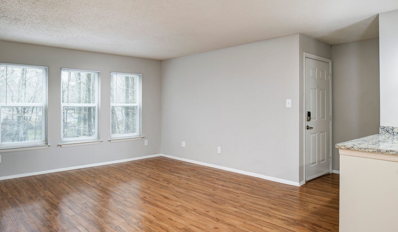 BurkeShire_WindsorPremier_Living1.jpg