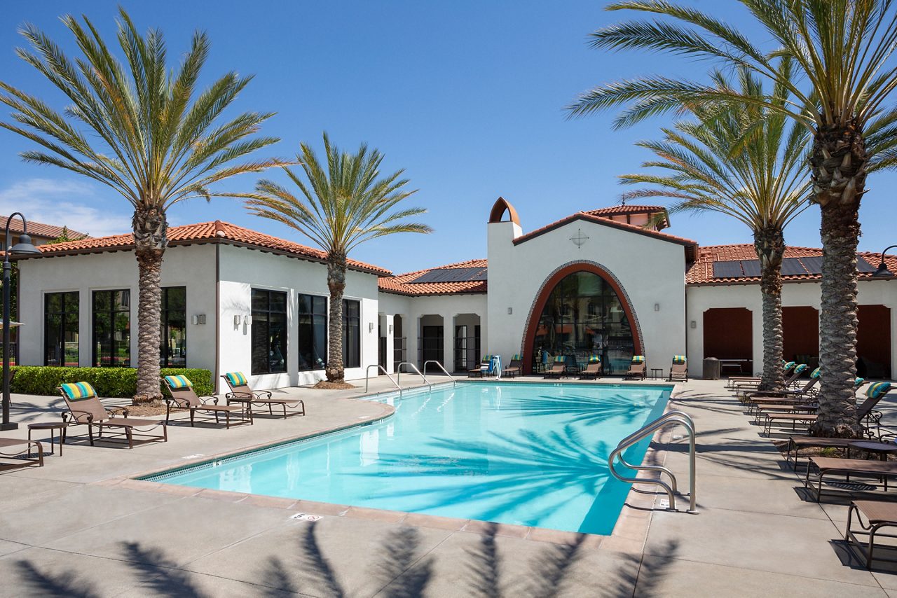 The Vineyards at Paseo Del Sol - Temecula, CA - Pool