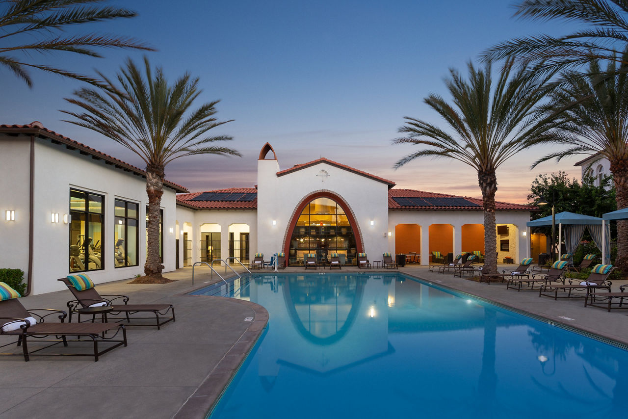 Pool at Vineyards at Paseo Del Sol (4 of 4)