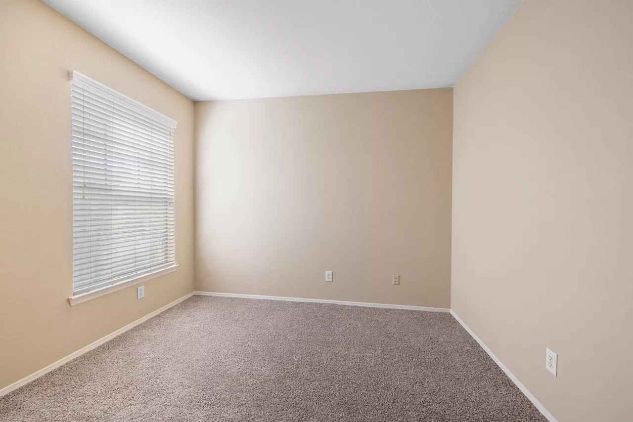Verandahs of Brighton Bay - St. Petersburg, FL - Bedroom