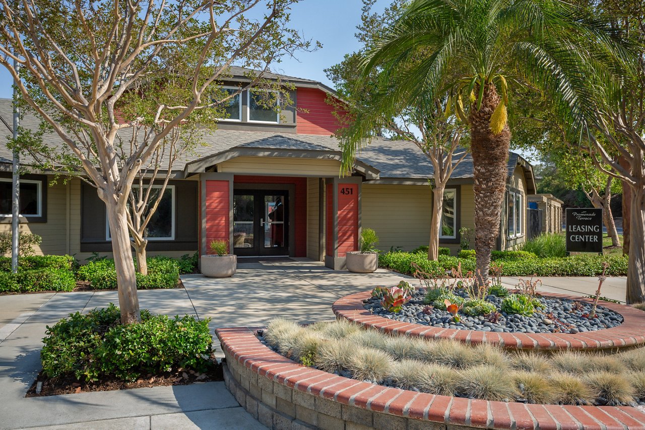 Promenade Terrace - Corona, CA - Exterior