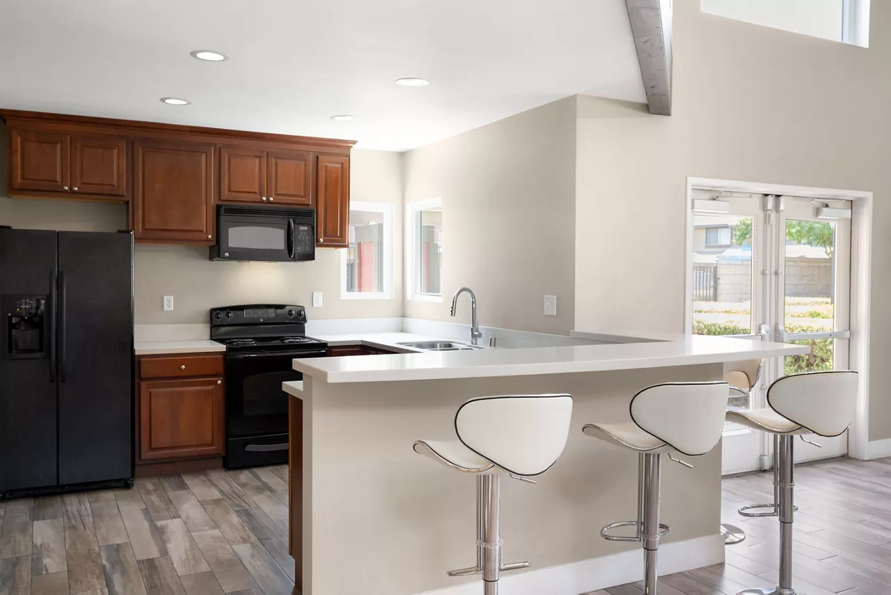 Promenade Terrace - Corona, CA - kitchen