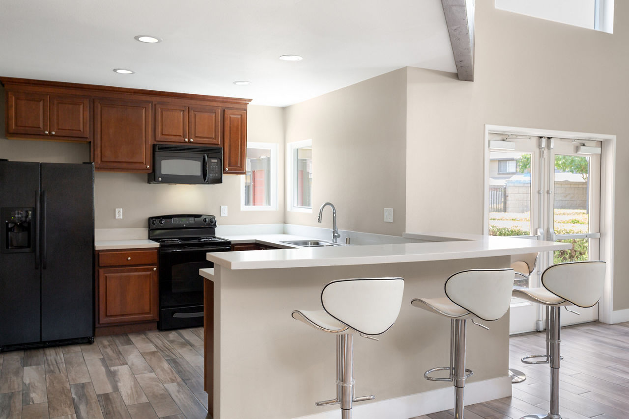 Promenade Terrace - Corona, CA - kitchen