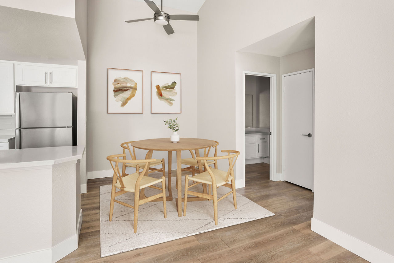 Promenade Terrace - Corona, CA - dining room