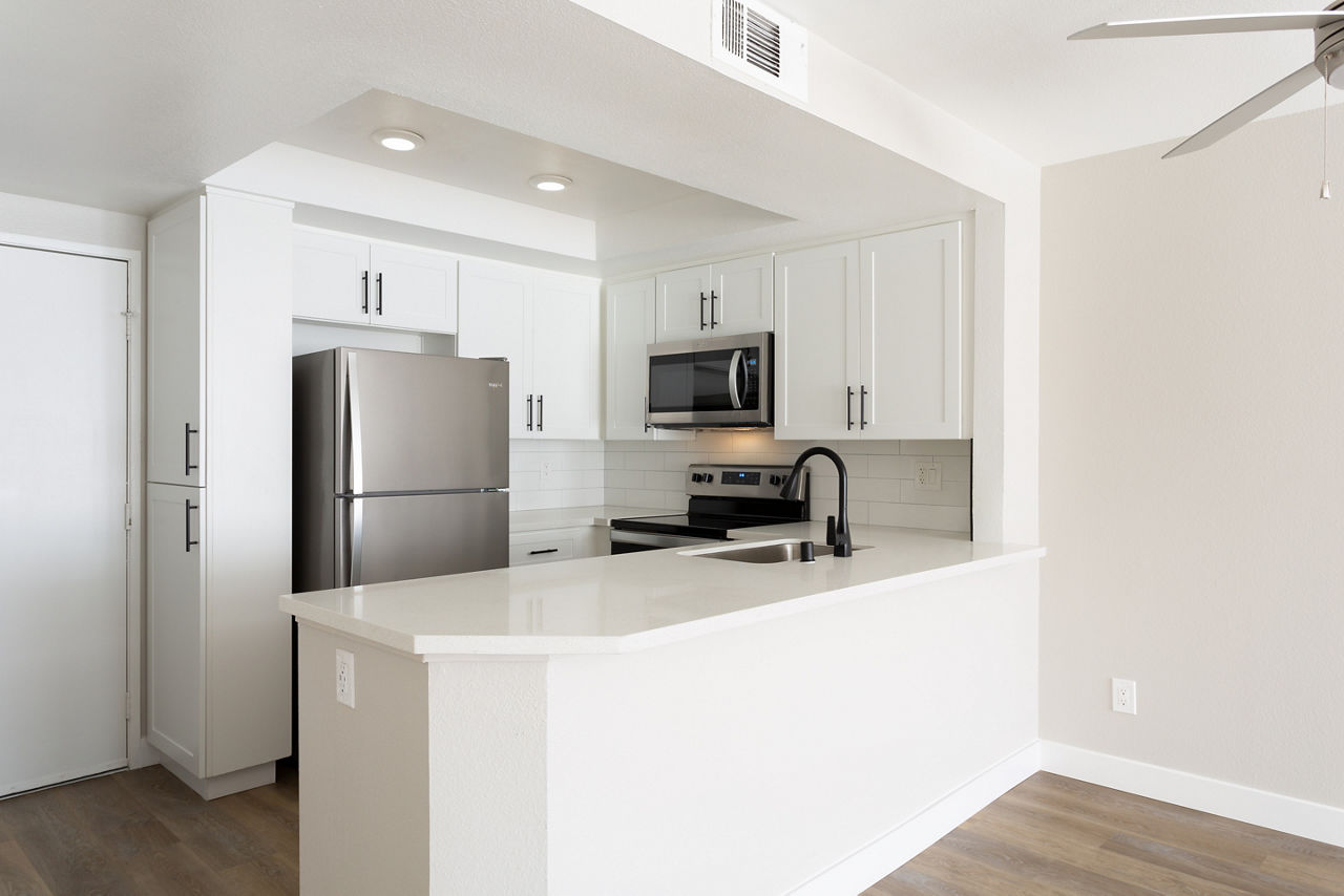 Promenade Terrace - Corona, CA - Kitchen