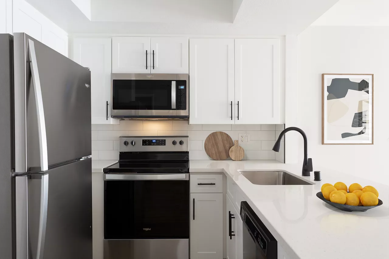 Promenade Terrace - Corona, CA - Kitchen