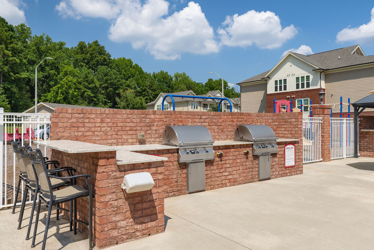 Villages at McCullers Walk - Grilling Station