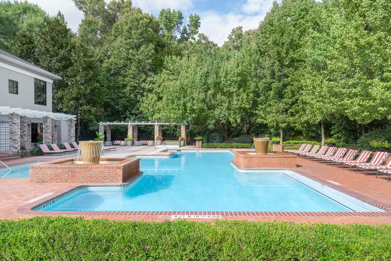 Pool at The Hartley (1 of 2)