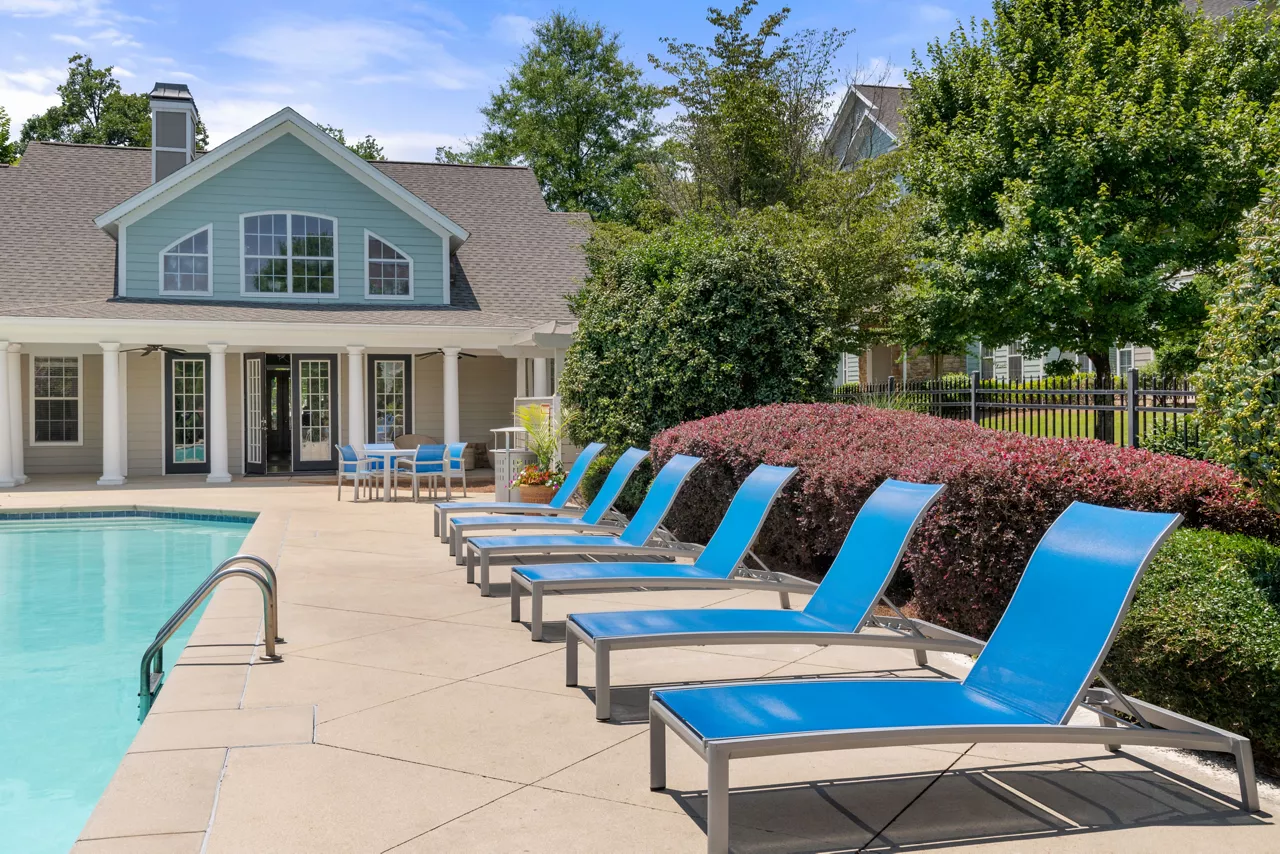 Creekside Vista in Atlanta, GA - Pool