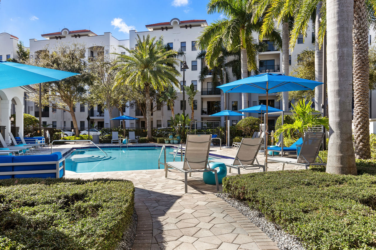 One Boynton - Boynton Beach, FL - Pool