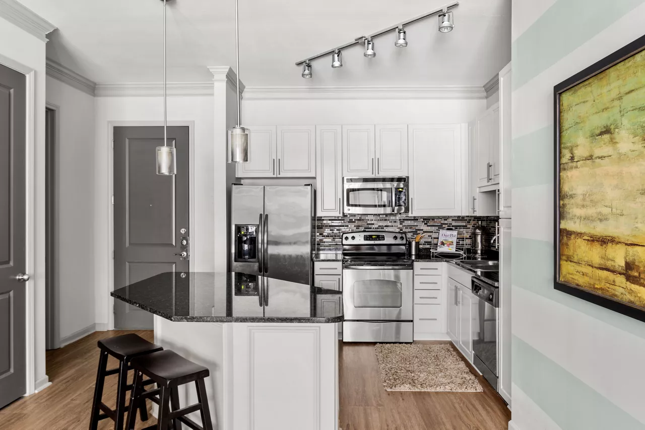 Rowe Vinings - Atlanta, GA - Kitchen