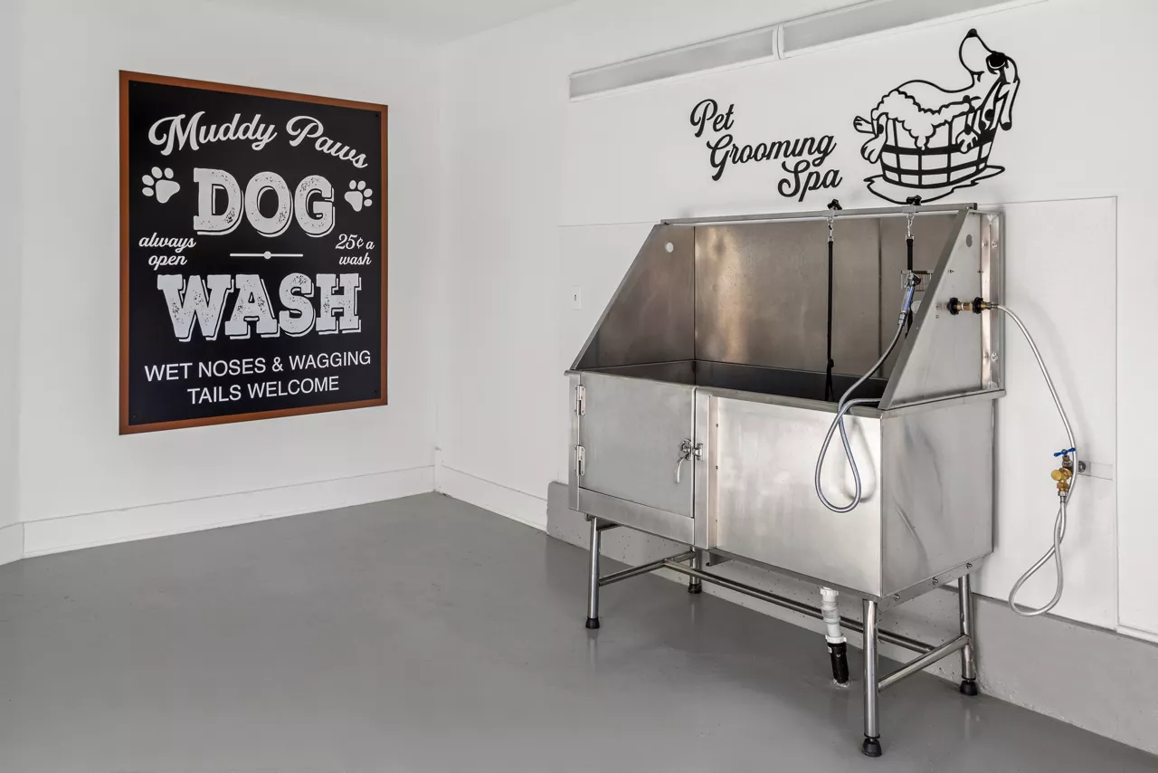 Lasselle Place - Moreno Valley, CA - Pet Spa