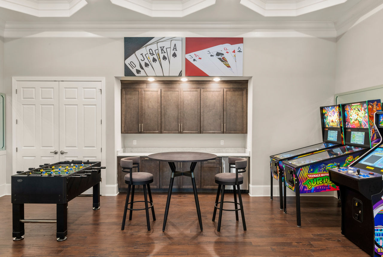 The Villages at Raleigh Beach - Game room