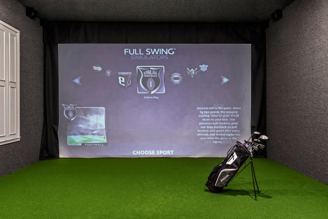 The Villages at Raleigh Beach - Golf Simulator