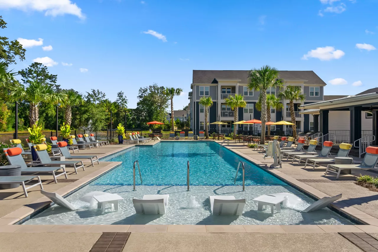 Harper Place at Bees Ferry - Charleston, SC - Pool