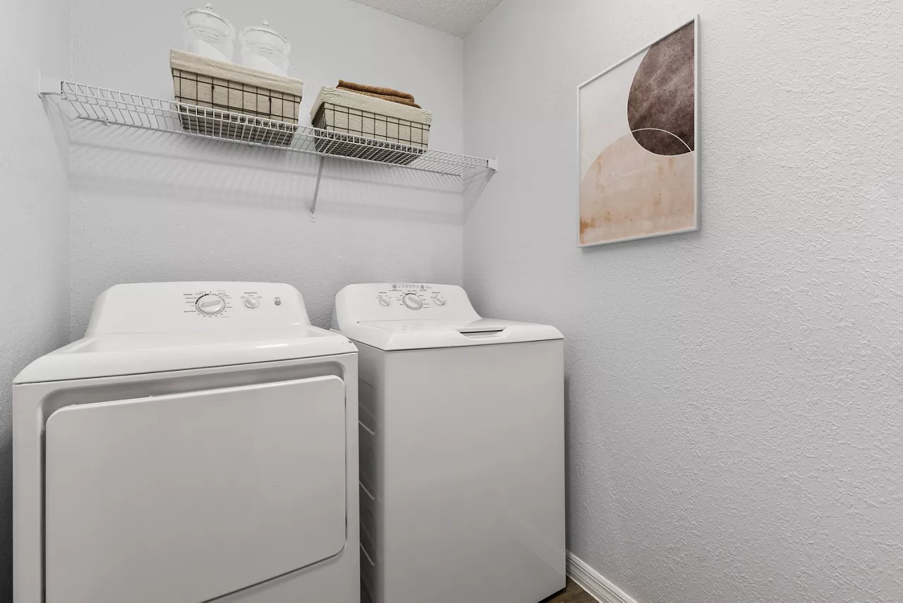 Bay Club - Jacksonville, FL - Laundry