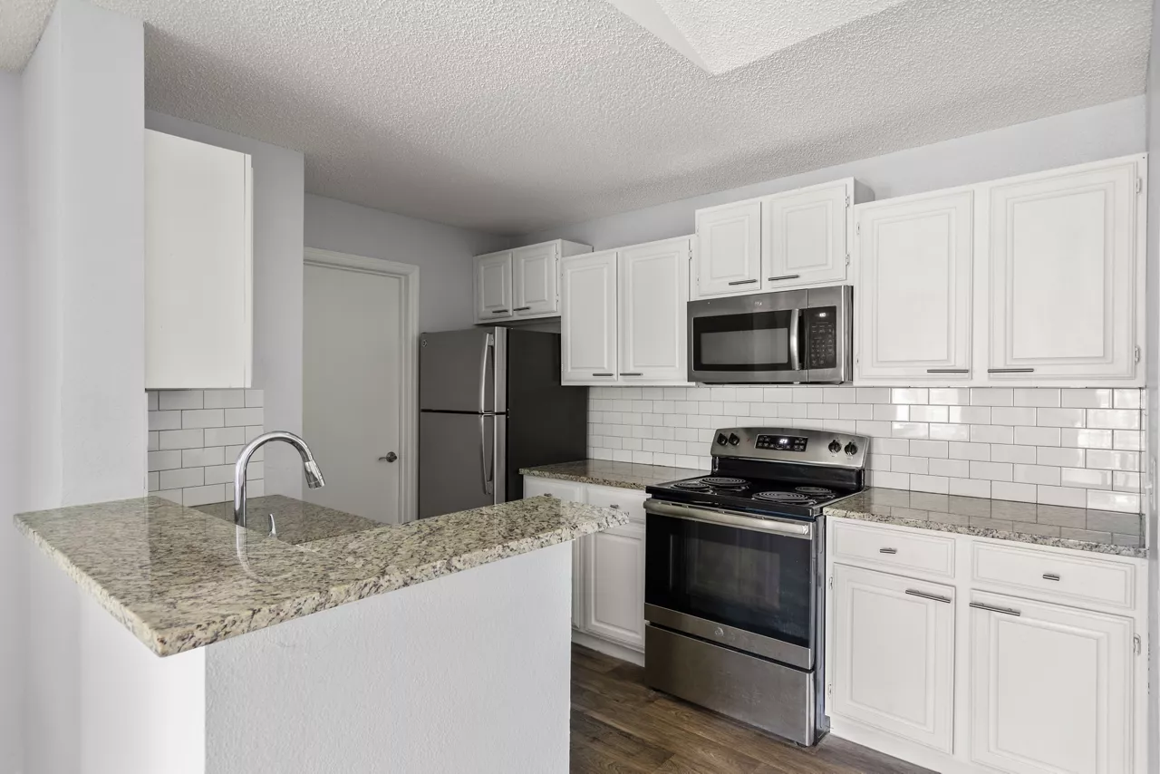 Bay Club - Jacksonville, FL - Kitchen