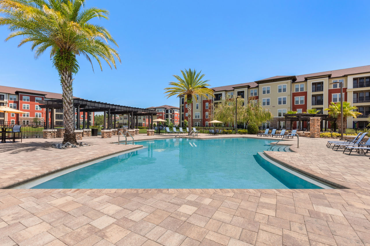 Pool at Sands Parc (3 of 3)