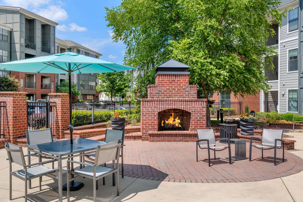 Wesley Village - Charlotte, NC - Courtyard