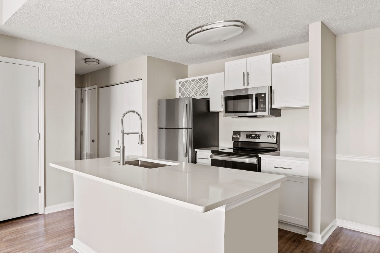 Windsor Falls - Interior Kitchen