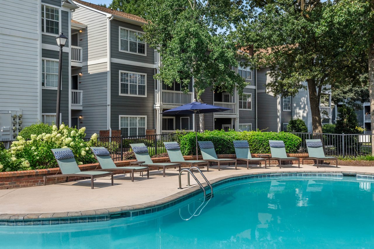 Windsor Falls - Pool